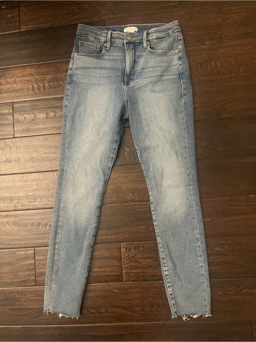 Good American Good Legs Crop Skinny Jeans 8/29